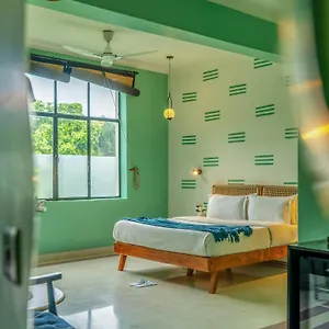 *** Hotel Minimalist One Hauz Khas Village India